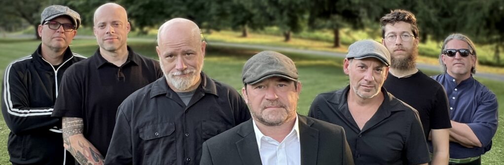 Café, Brews & Stage