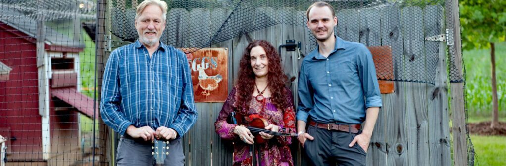 Café, Brews & Stage