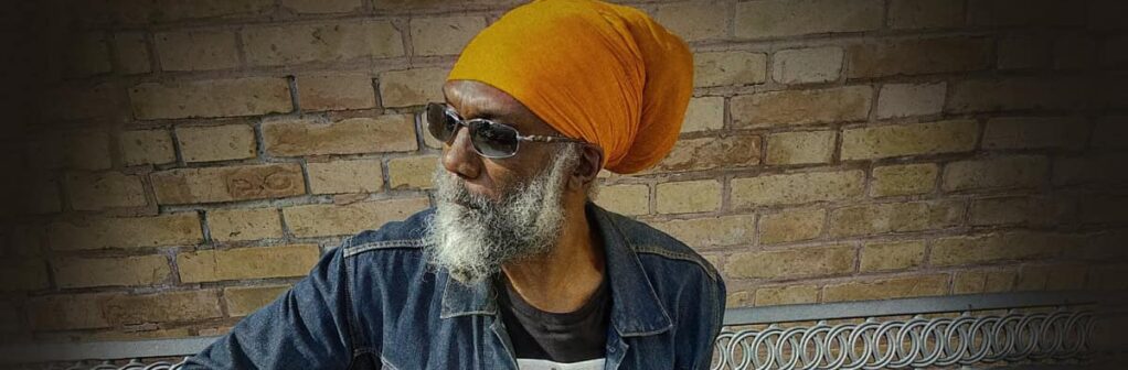 Café, Brews & Stage